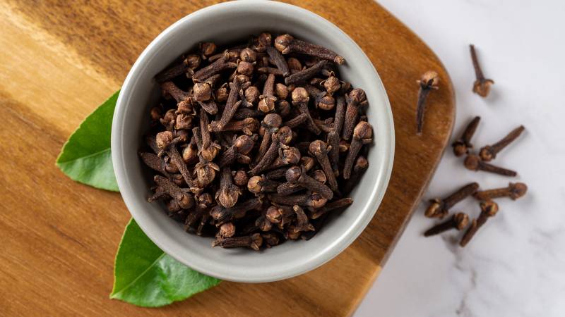 Clove: The Natural Mouth Rinse Clove: The Natural Mouth Rinse