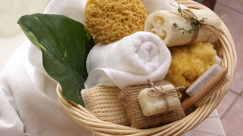 Benefits of an Exfoliating Face Wash Benefits of an Exfoliating Face Wash